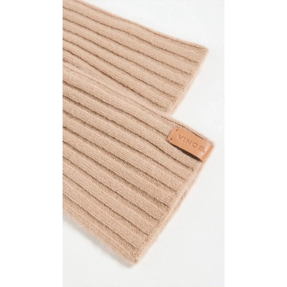 Vince 100% Boiled Cashmere Knit Gloves Camel Touchscreen Phone Friendly Unisex